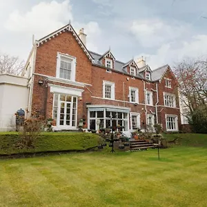 eastfield.hotelsin-chester.com/