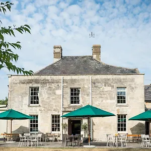 the-castle-inn.tophotelsbath.com/